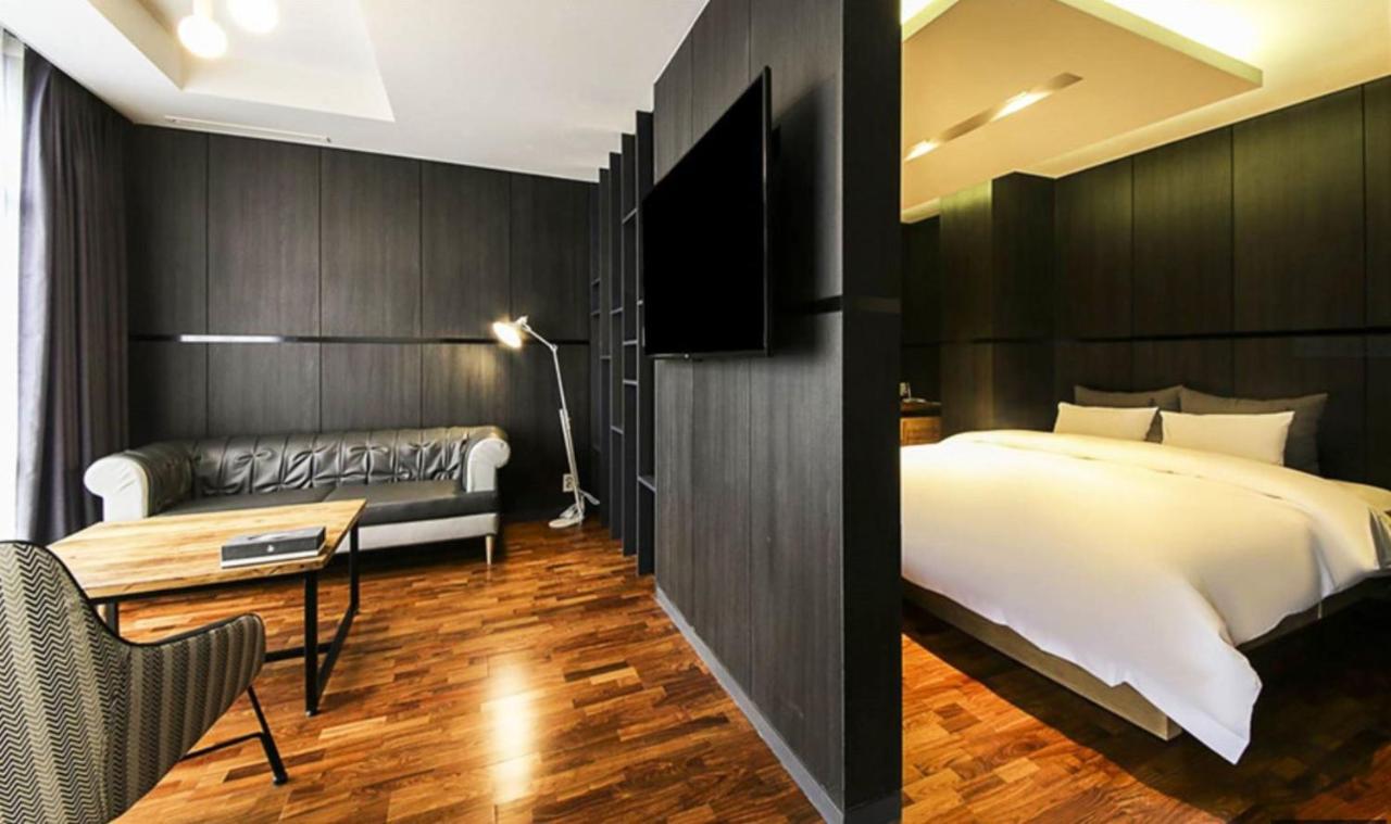 Yeoubi Hotel Ilsan Ni Eksteriør billede